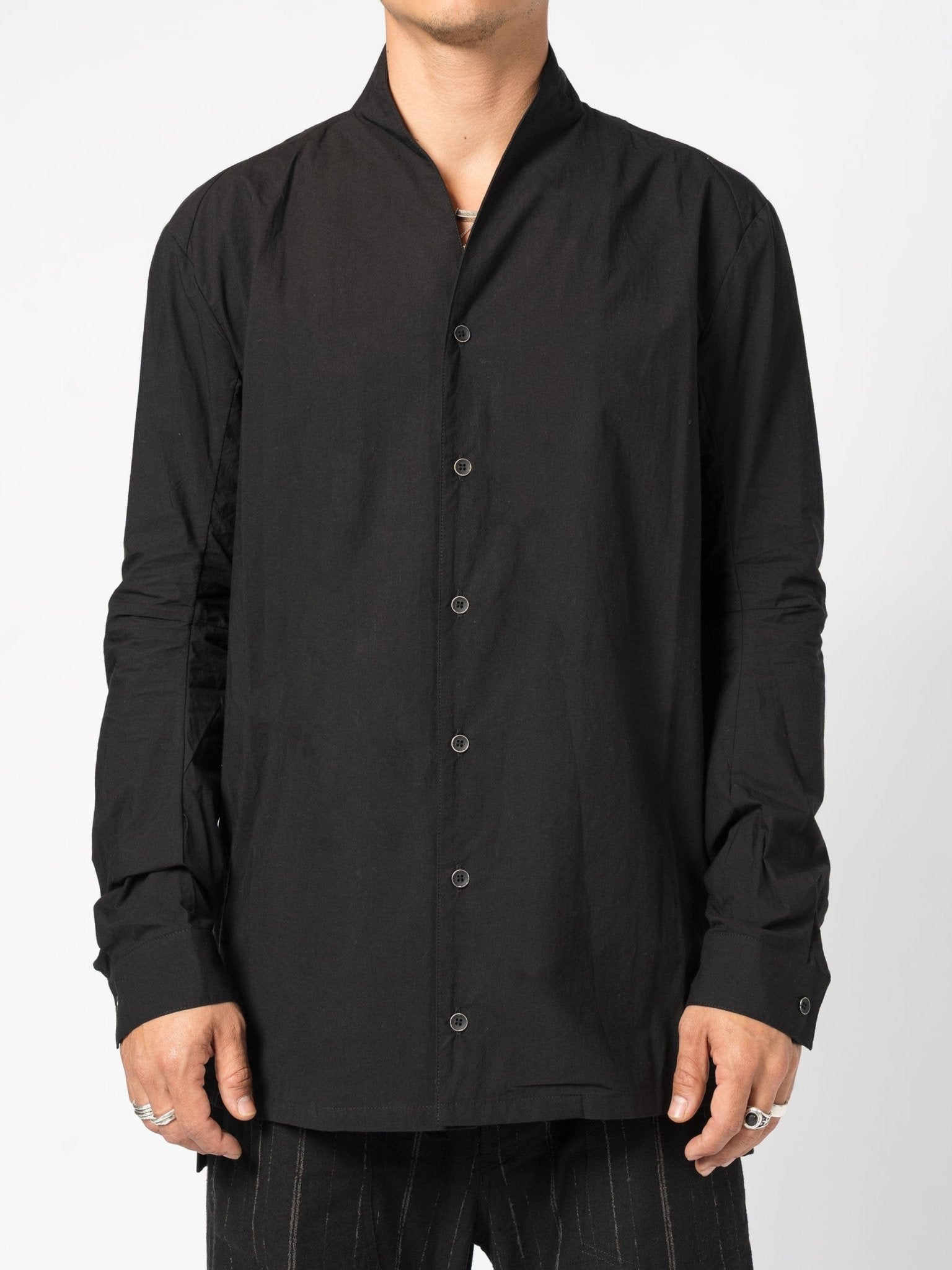 Shirt with Stand Collar - by D.HYGEN