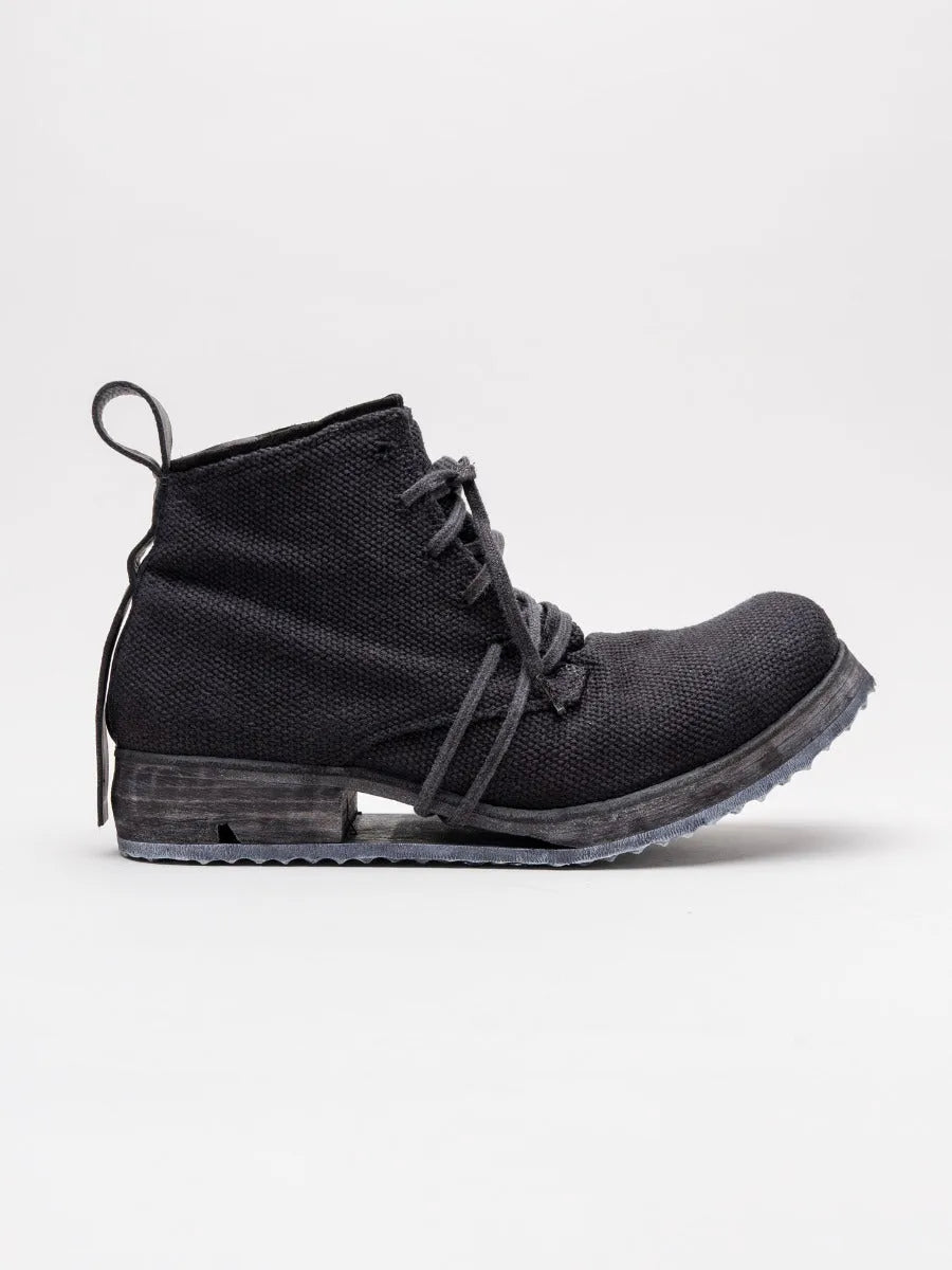 SHOES - by BORIS BIDJAN SABERI
