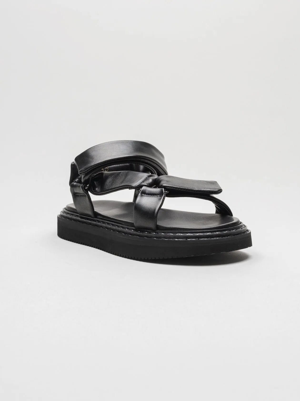 SHOES - by OFFICINE CREATIVE