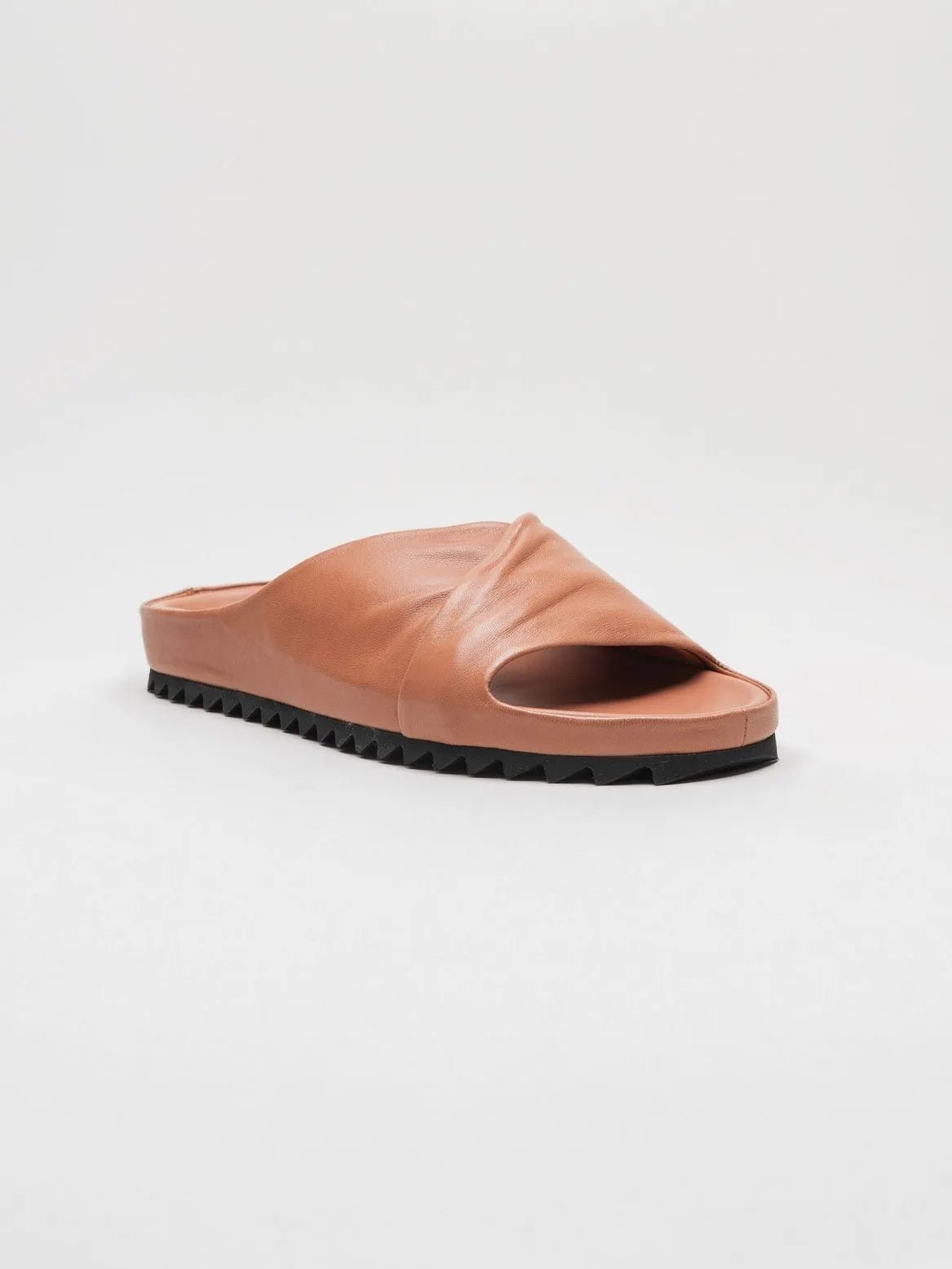 SHOES - by OFFICINE CREATIVE