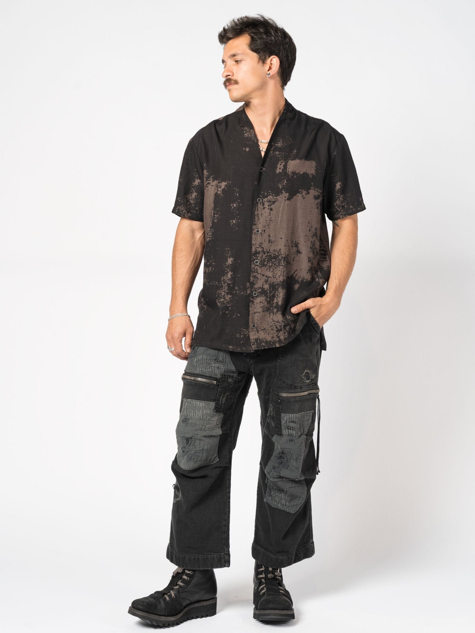 Short - Sleeve Washed Shirt - by D.HYGEN