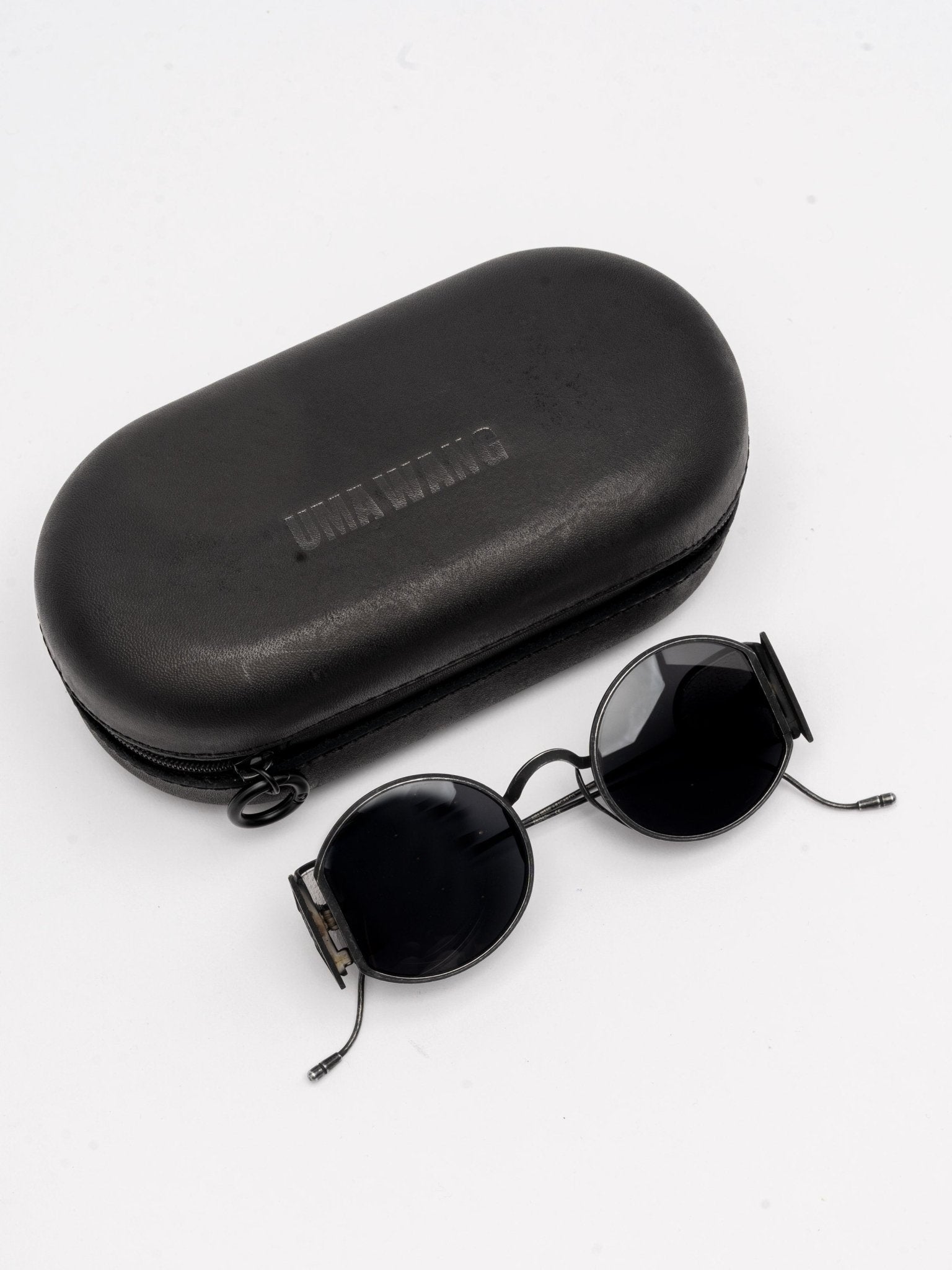 Side - Shield Sunglasses - by RIGARDS
