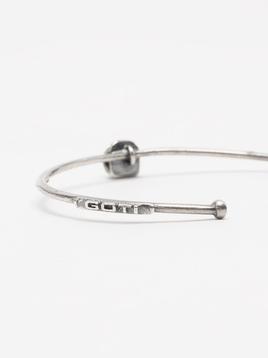 Silver Cuff Bracelet with Black Zircon - by GOTI