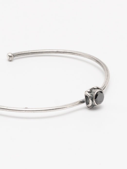 Silver Cuff Bracelet with Black Zircon - by GOTI