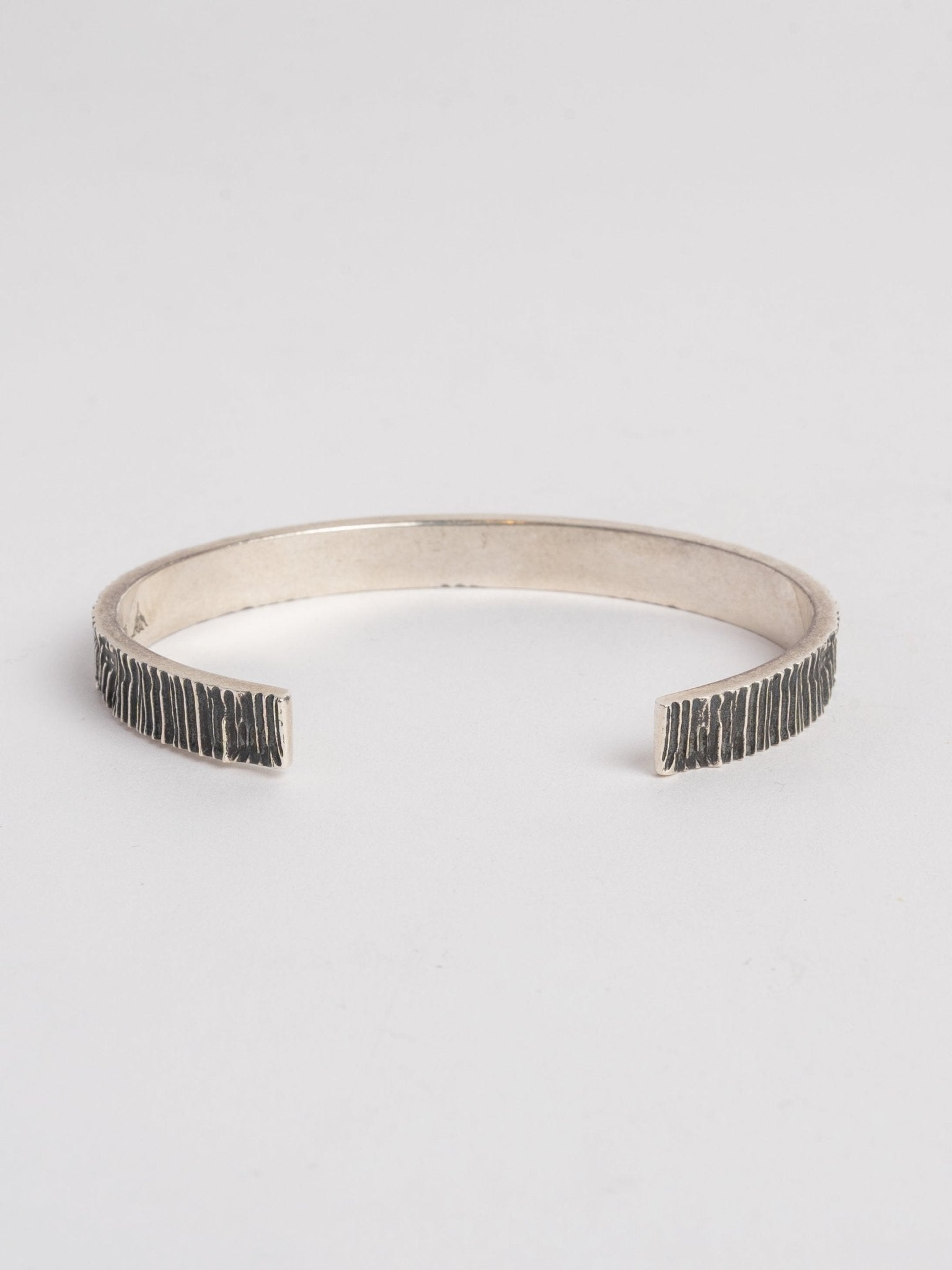 Silver Linear - Texture Cuff - by AITO
