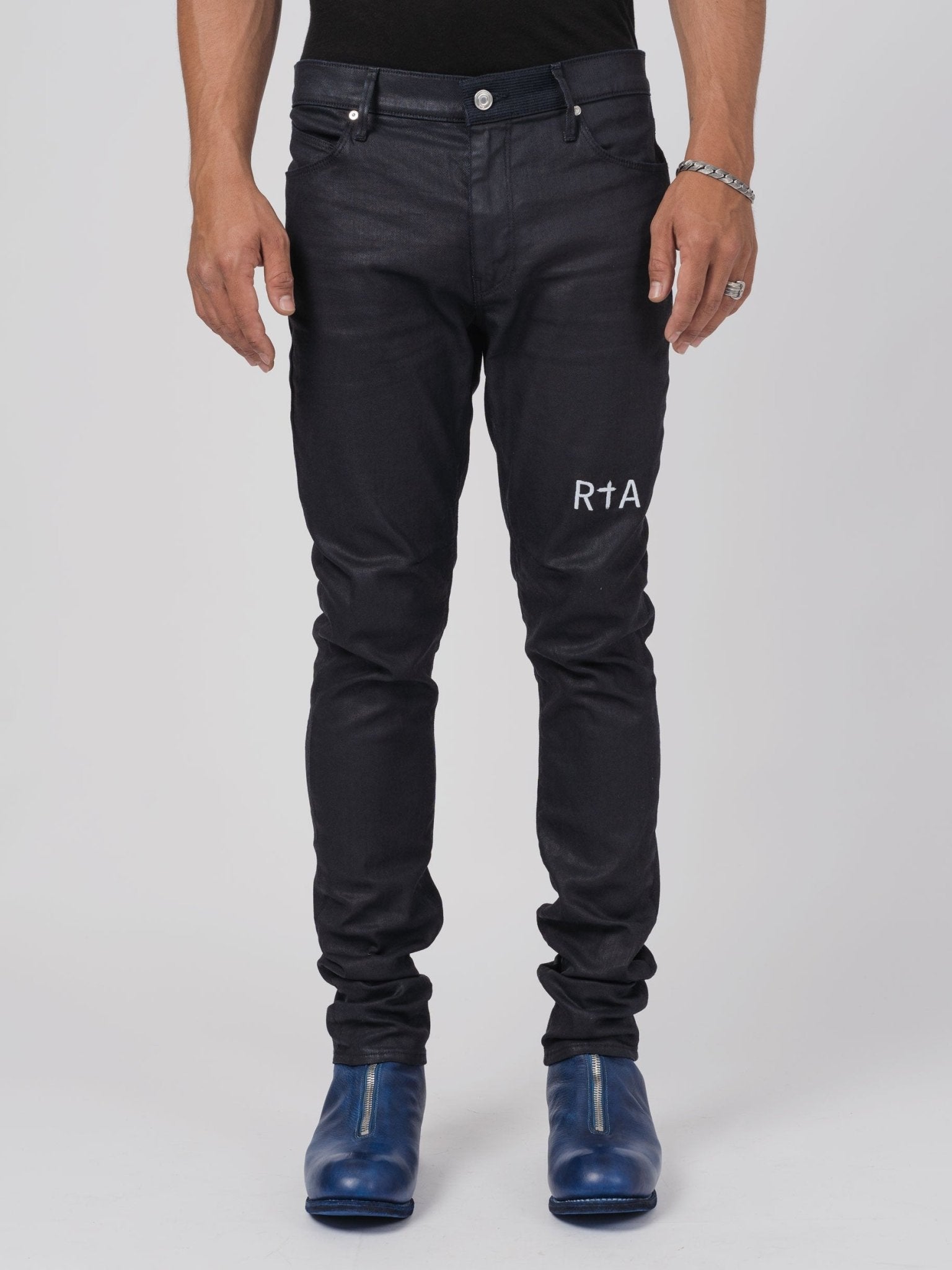 Skinny Jeans with White Embroidery - by RTA