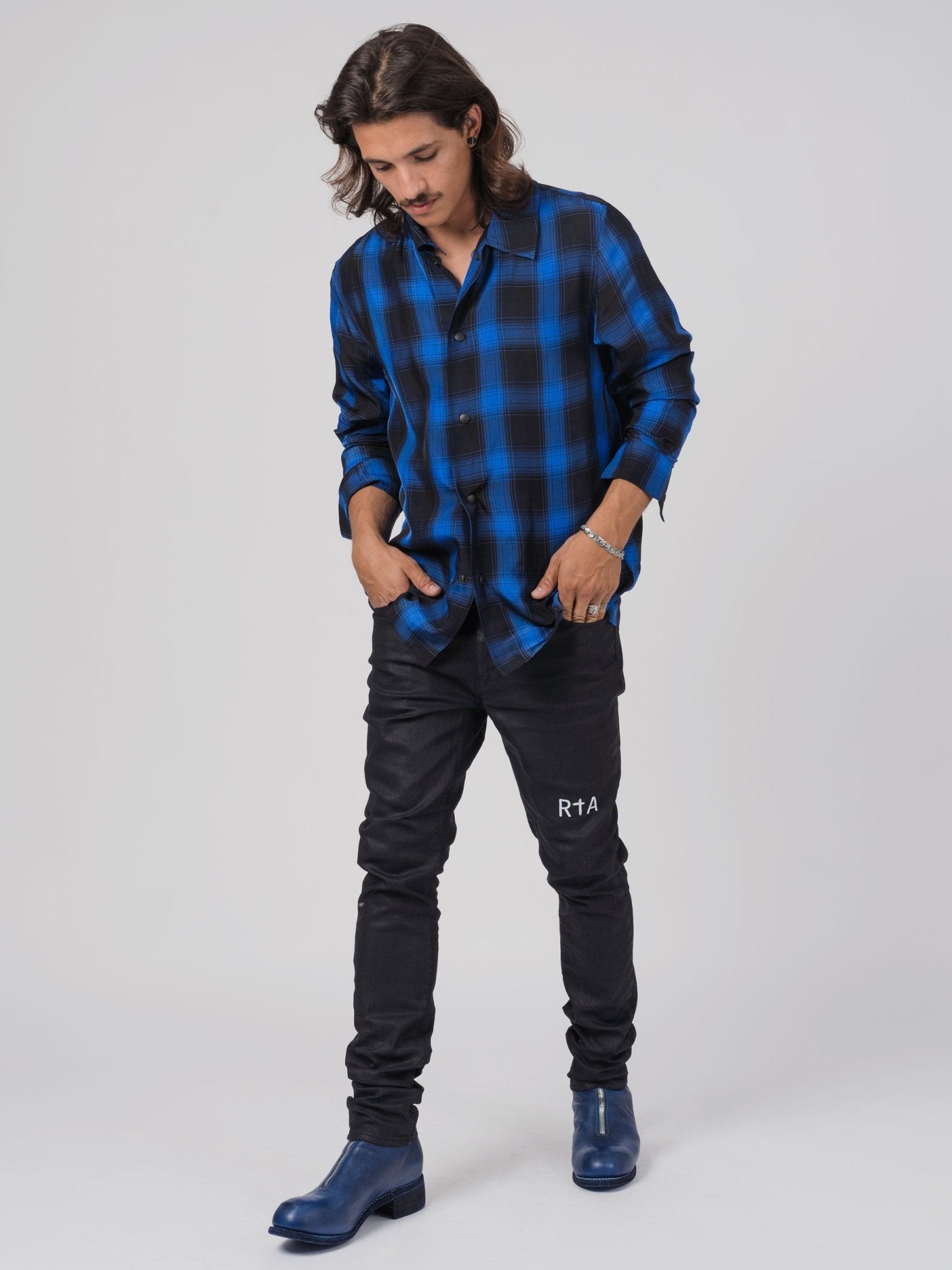 Skinny Jeans with White Embroidery - by RTA