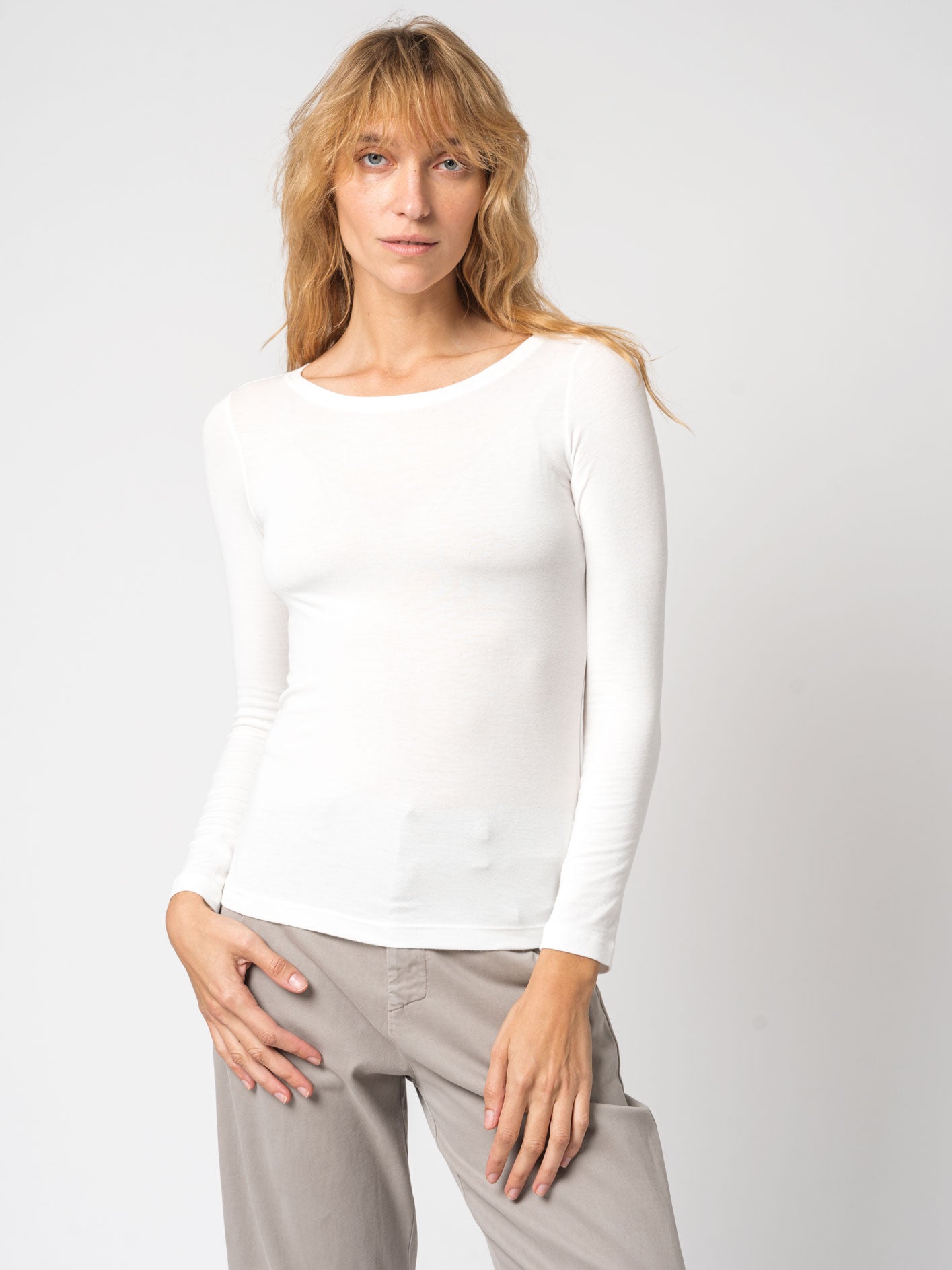 Slim Fit T-Shirt in Stretch Modal Jersey - by TRANSIT