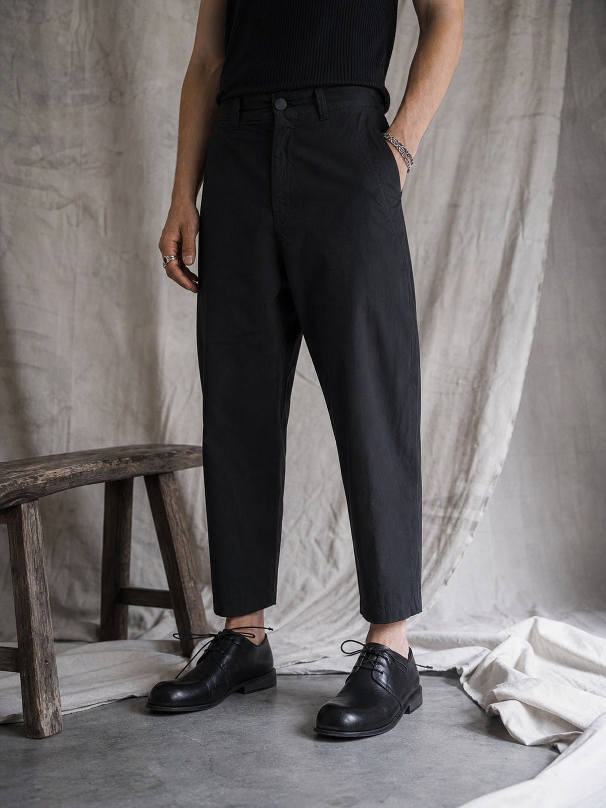 Tapered Pants - by AITO