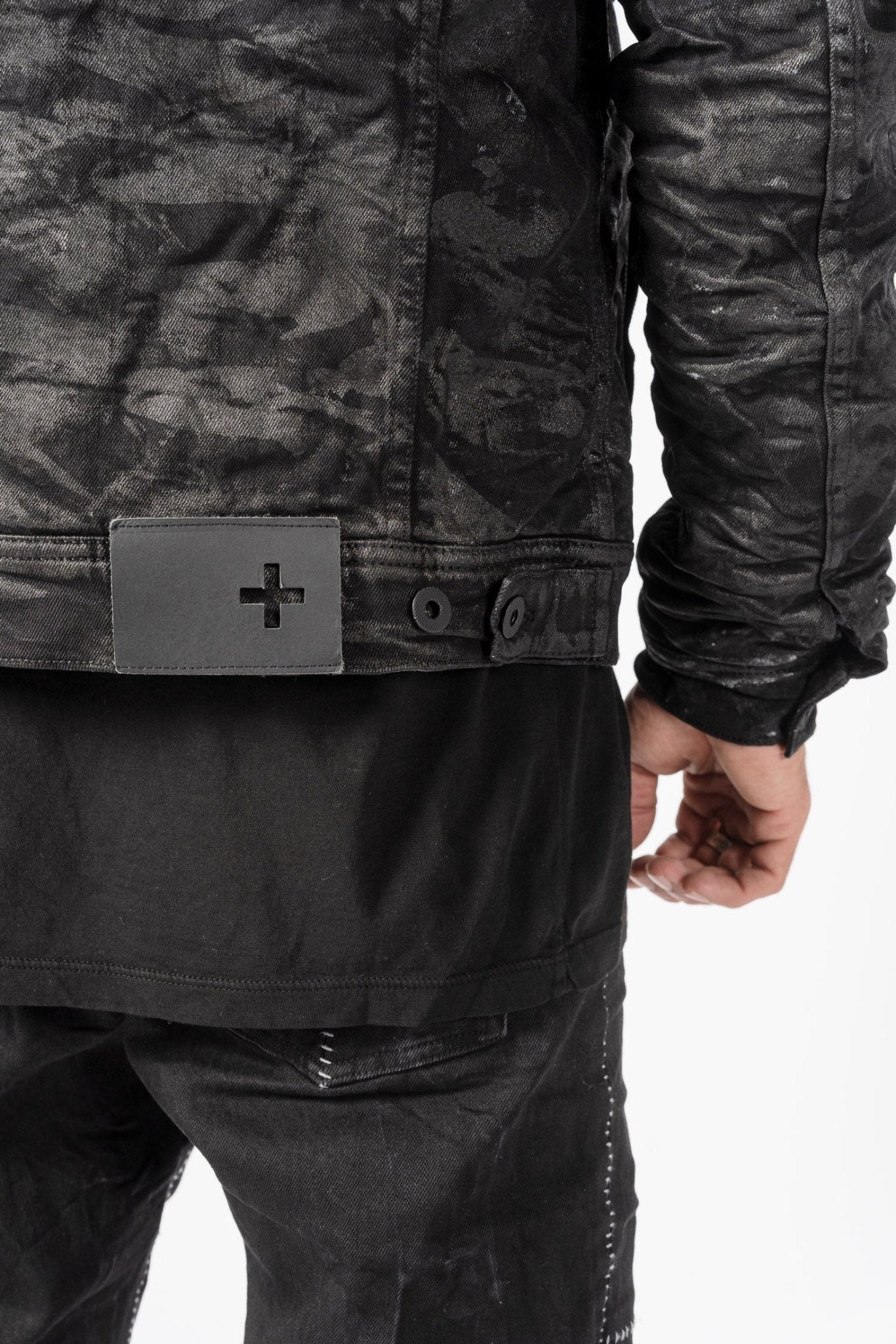 Textured Denim Jacket with Shearling Collar - by MD75