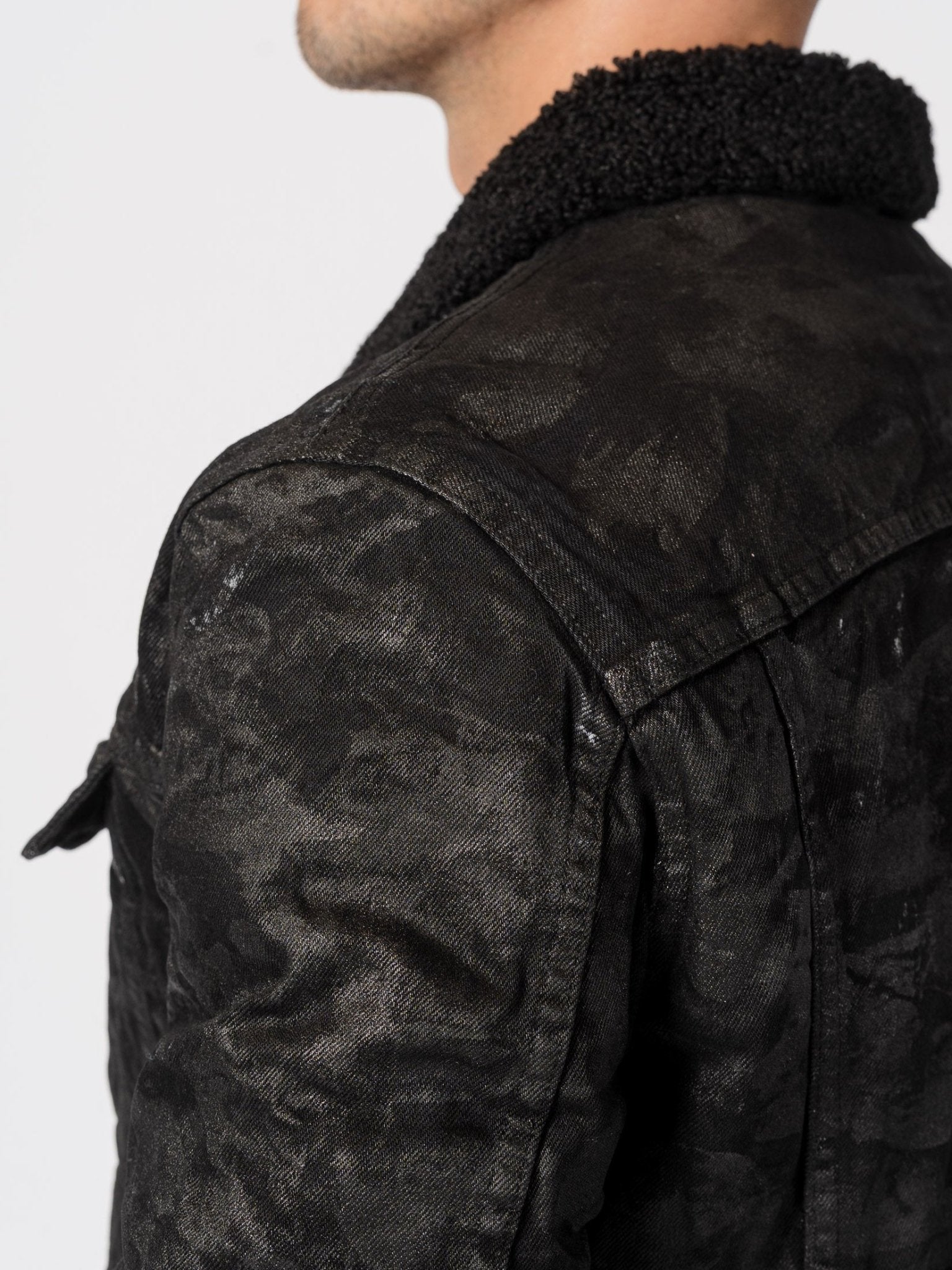 Textured Denim Jacket with Shearling Collar - by MD75