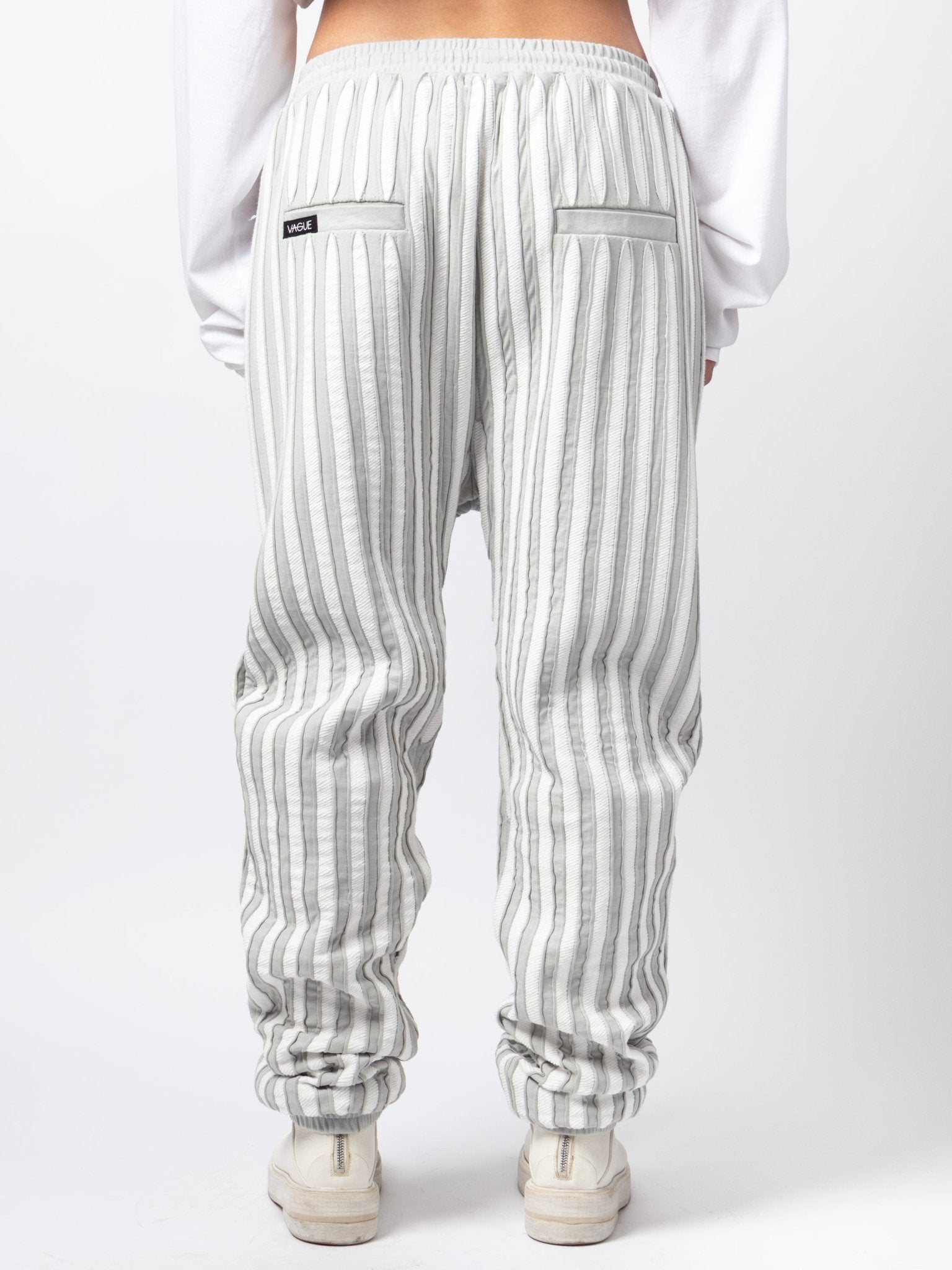 Textured Pleated Jogger Pants - by VAGUE