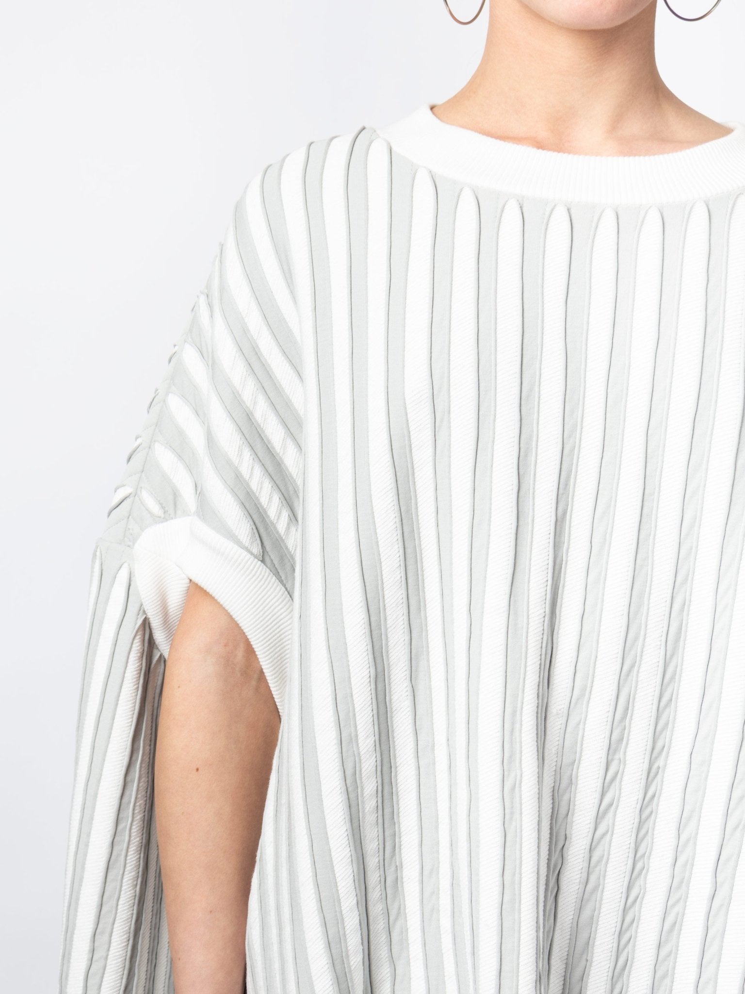 Textured Pleated Oversized Sweatshirt - by VAGUE