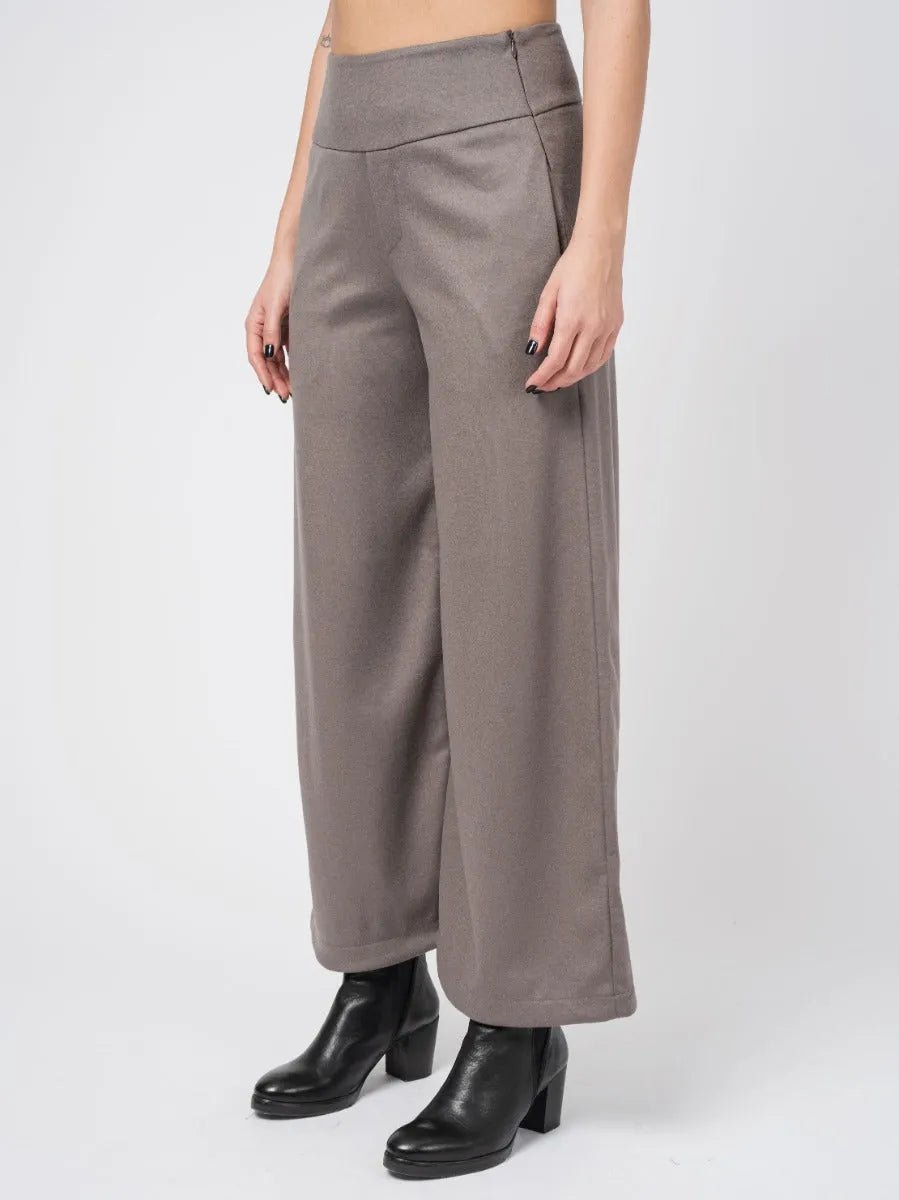 TROUSERS - by TRANSIT