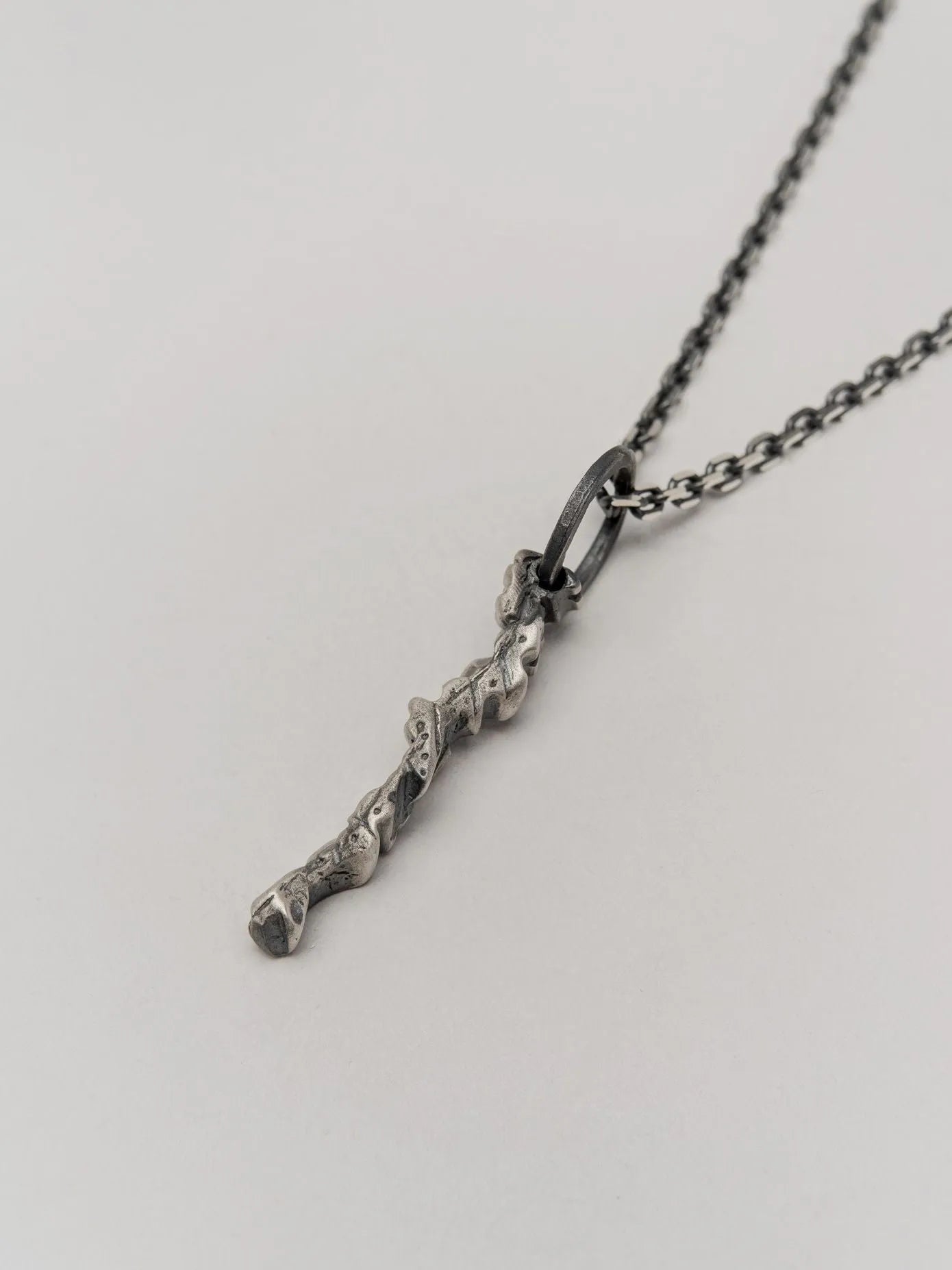 Vela necklace - by Valar