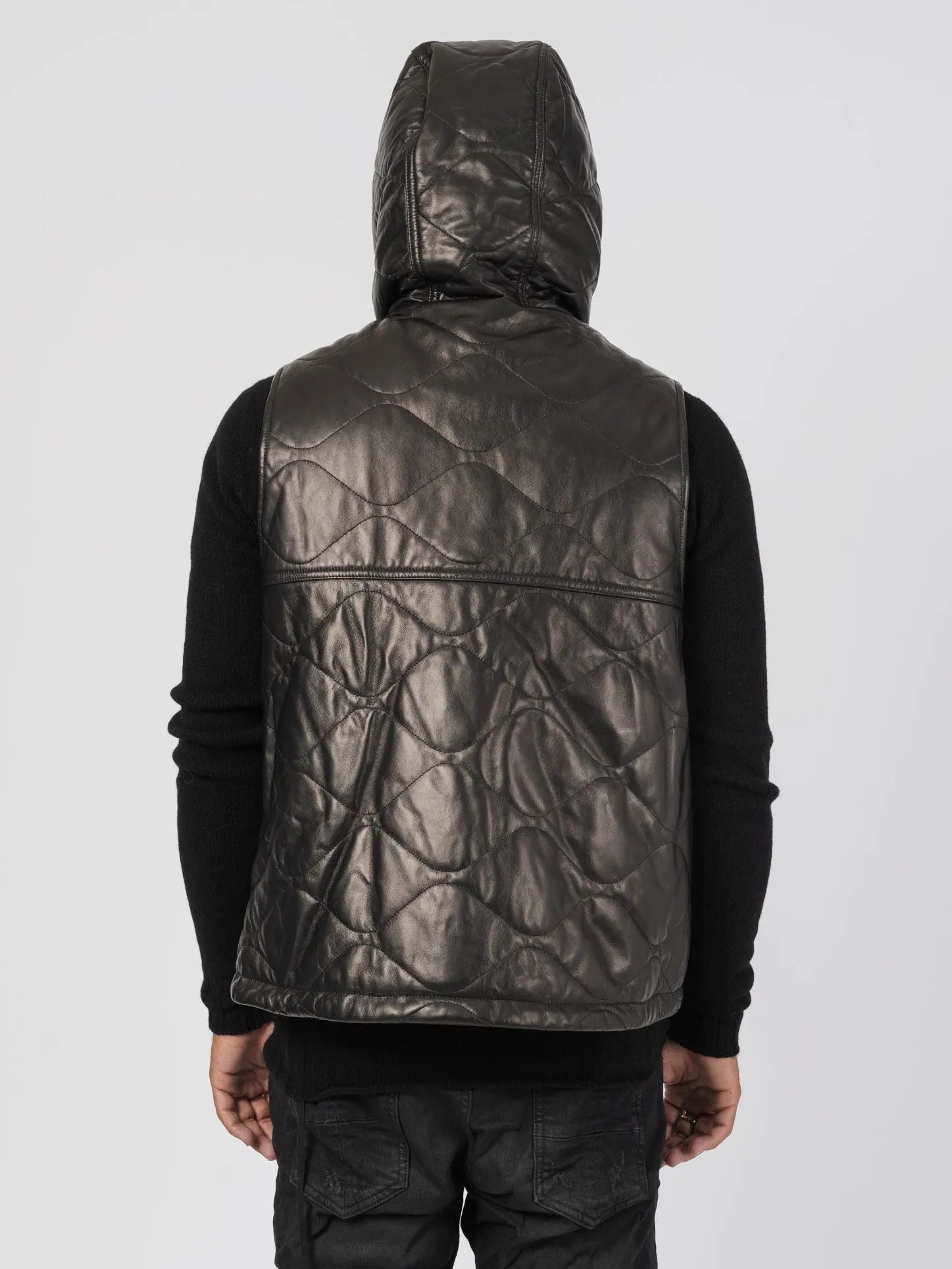 VEST - by GIORGIO BRATO