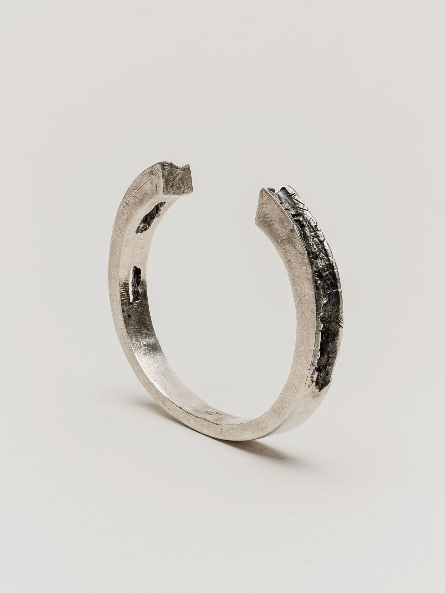 Volkhan bracelet - by Valar