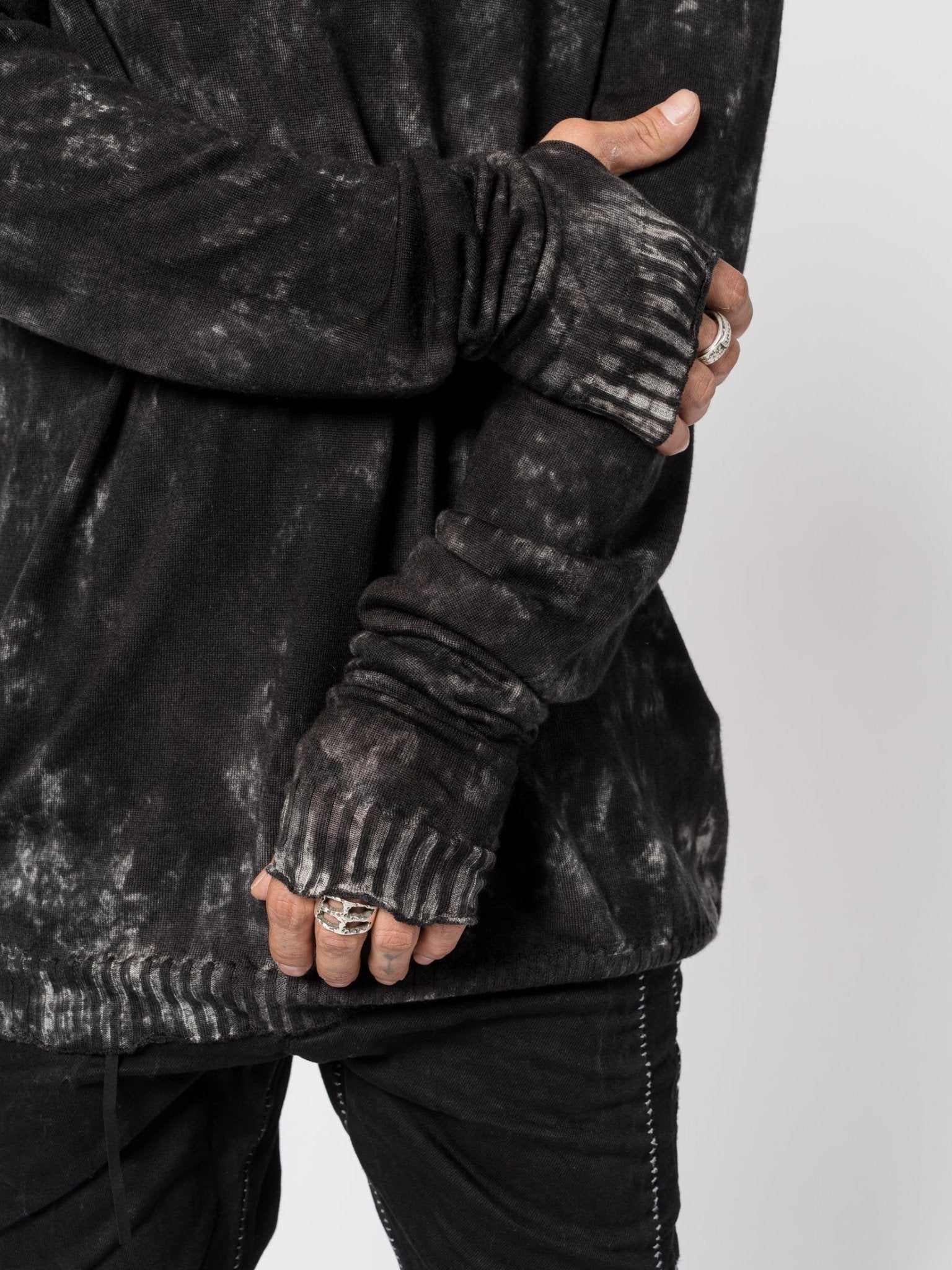 Wool Knit with Destroy Embroidery - by MD75