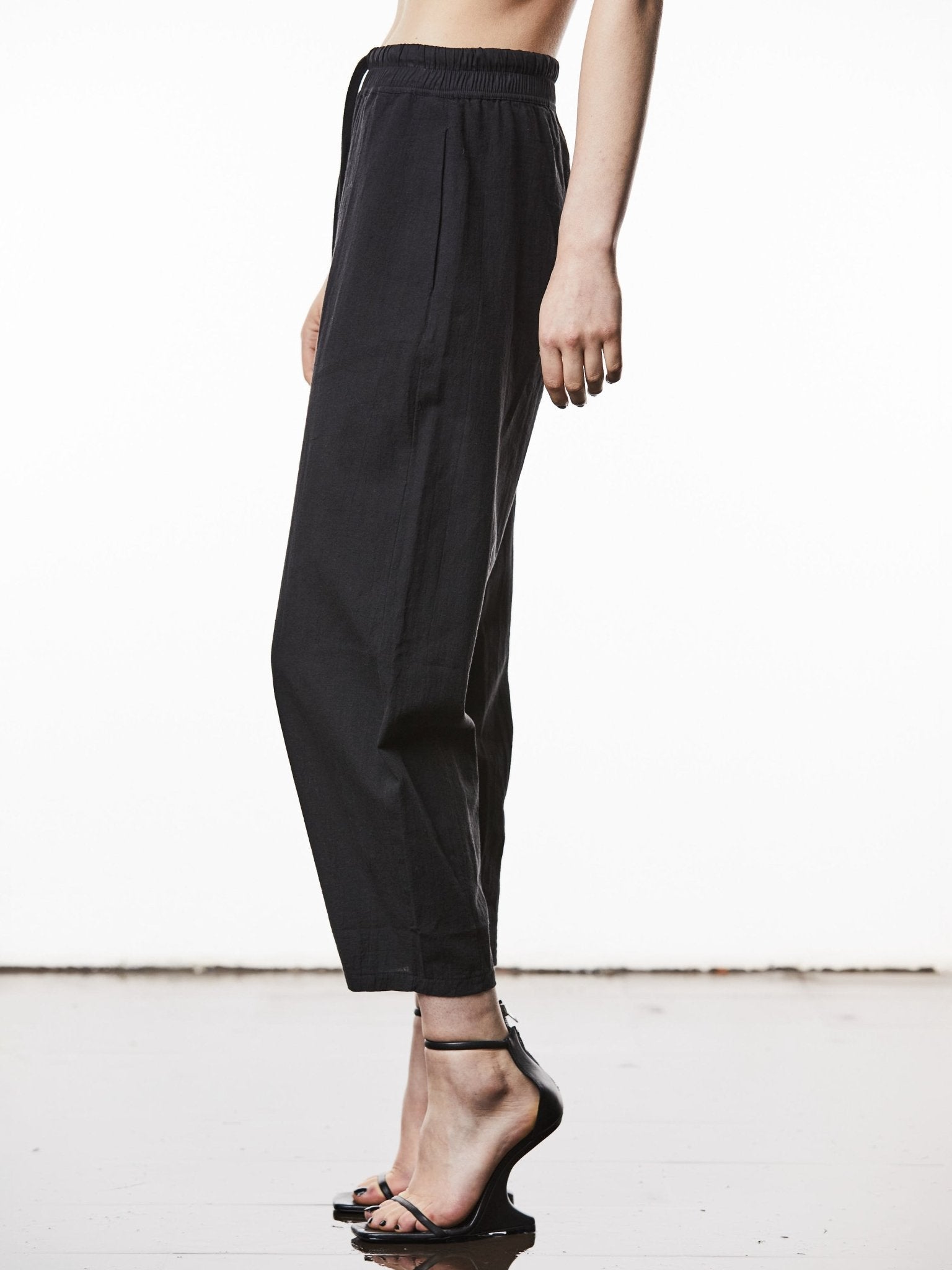 Woven Linen Trousers - by THOM KROM